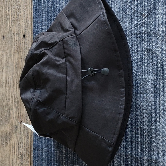 New Athleta Water Resistant Bucket Hat S/M - Picture 7 of 14